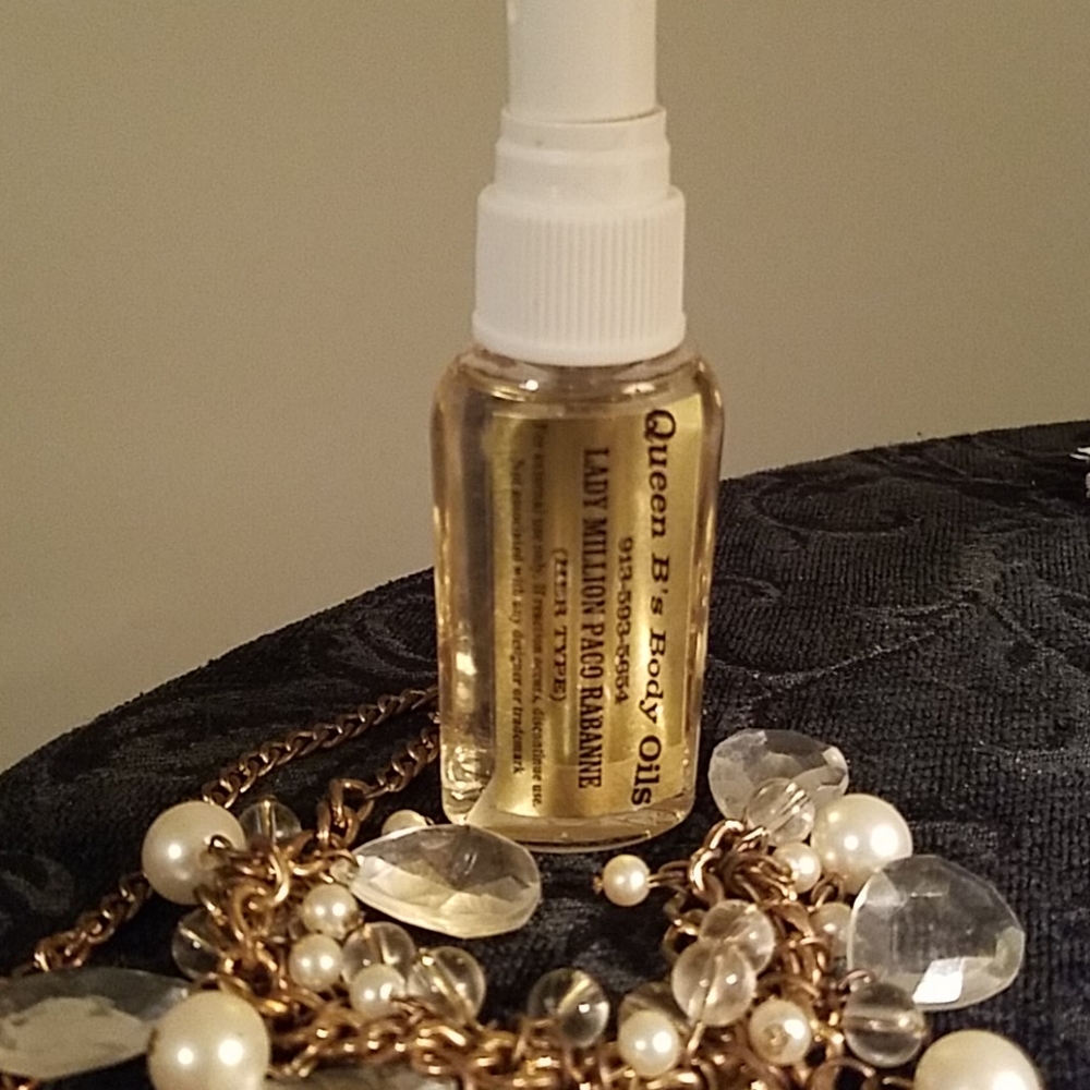 Lady Million body oil spray